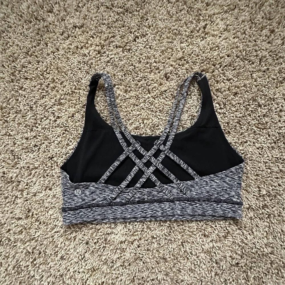 Lululemon Women's Sports Bra